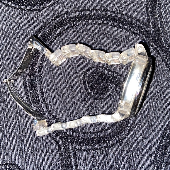 Michael Kors women’s watch - requires battery - Picture 2 of 4